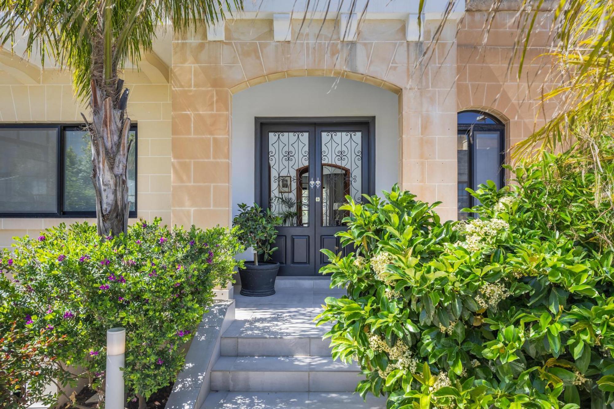 Luxurious Villa 5 Bedroom Pool, 3Min From St Julian'S Is-Swieqi المظهر الخارجي الصورة